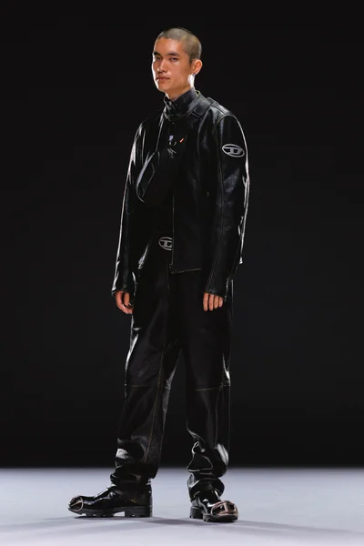 Look 22